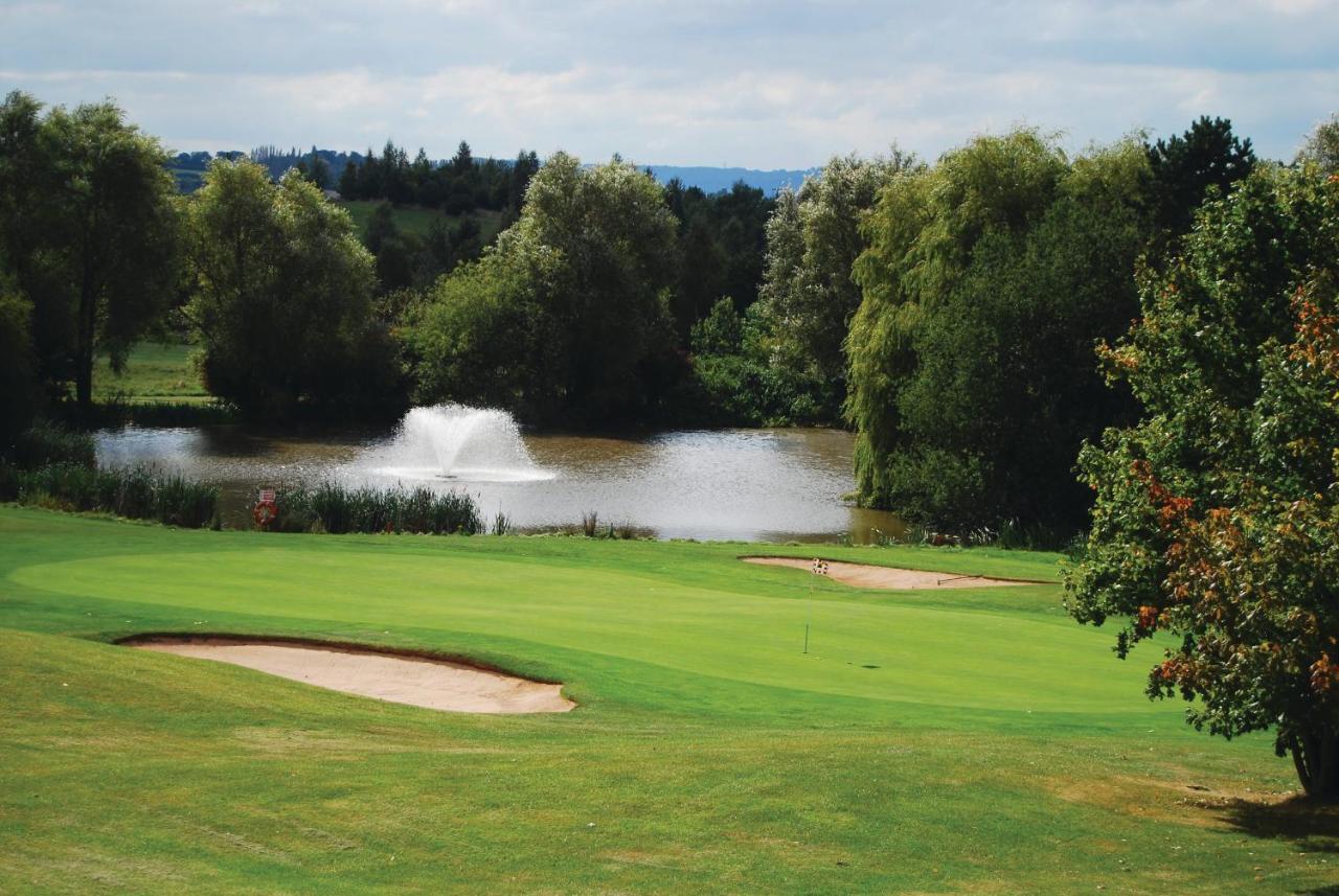 Villa The Vale Golf & Country Club Bishampton Exterior foto